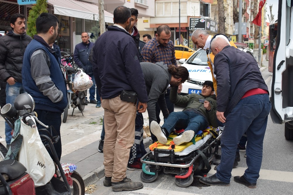 Malatya’da motosikletler çarpıştı: 1 yaralı
