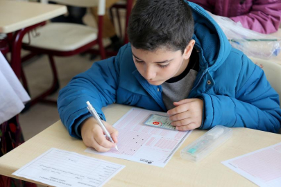 İhlas Koleji’nde bursluluk sınavı heyecanı