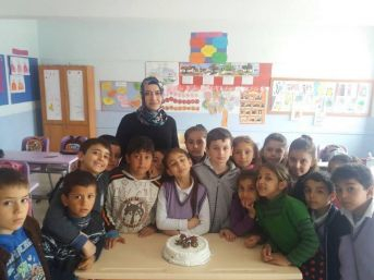 Sungurlu'da 594 öğrencinin doğum günü kutlandı