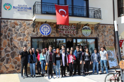  Gençlik Meclisi tıp fakültesi öğrencileriyle bir araya geldi 