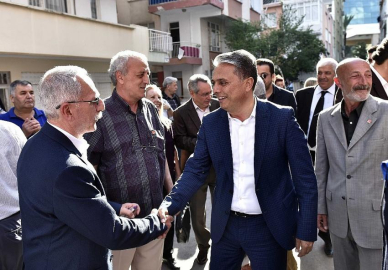 Başkan Uysal, partisinin mahalle temsilciliği açılışına katıldı