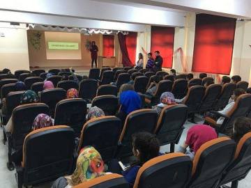 Öğrencilere 'Hijyen eğitimi' verildi