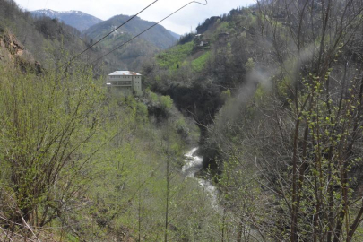 Trabzon'da 'Uçurumun kenarındaki okul' yeni yerine taşınacak