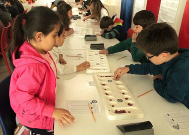 Öğrencilerin mangala coşkusu