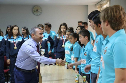 Vali Sonel;"Spor ve sporcuya her türlü desteği vermeye devam edeceğiz"