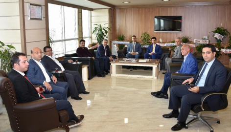 İş adamı Mecit'ten Başkan Sadıkoğlun'a hayırlı olsun ziyareti