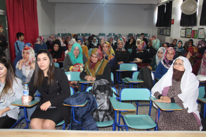 Velilere “Çocuk Sağlığı” semineri