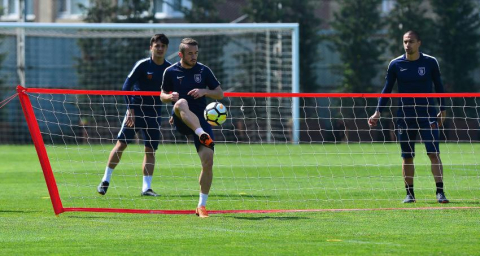 Başakşehir, deplasmanda Galatasaray’a yenilmiyor