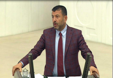 Arguvan Susuzlukla Terbiye Ediliyor 