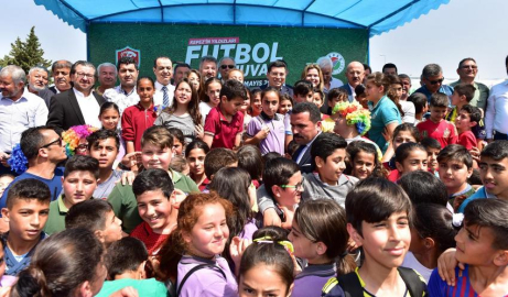 Kepez’de futbol şöleni başladı