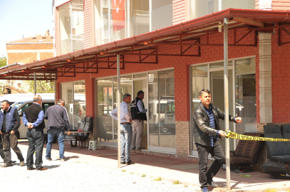 Oto galeriye silahlı saldırı: 1 yaralı