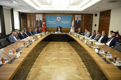 Yeni yönetim Bakan Tüfenkci'yi ziyaret etti