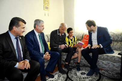 Oğuz Çetin Bir Çocuğun Keşke’sini Yerine Getirdi