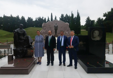 Belediye Başkanı Gürkan Azerbaycan’da
