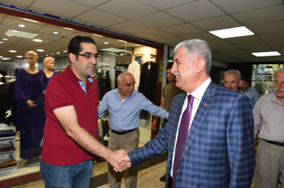 Başkan Polat kapalı çarşı esnaflarıyla bir araya geldi
