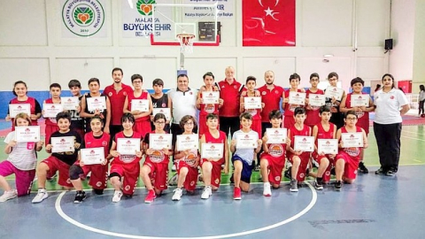 Malatya’da yaz spor okulları sona erdi
