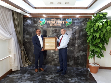 İşadamlarından Yeşilyurt Belediyesi’ne övgü
