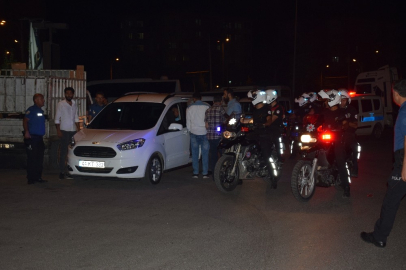 Polis rögar kapağı hırsızlarını kıskıvrak yakaladı
