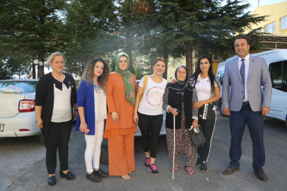 Engelsiz Yaşam Merkezi çalışanlarından huzurevine ziyaret
