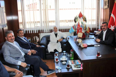 AK Parti’den MHP’ye ziyaret
