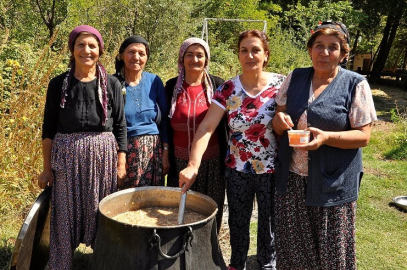 Kızık Mahallesinde Aşure etkinliği
