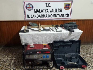 Kaçak kazı yapanlara suçüstü
