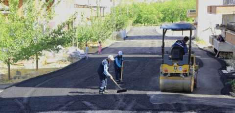 Battalgazi’de asfalt çalışmaları sürüyor
