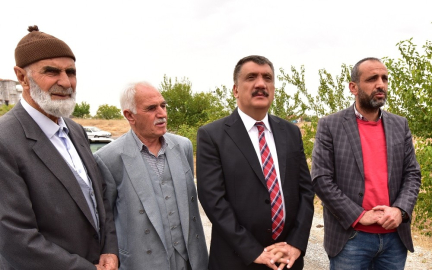 Hatunsuyu Mahallesi’nde 70 kilometrelik asfalt yol yapıldı
