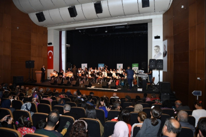 Öğrencilerin konseri büyük ilgi gördü
