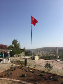 Arapgir’e dev Türk Bayrağı dikildi
