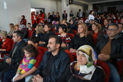 Mercan Kolejinde 29 Ekim  coşkusu
