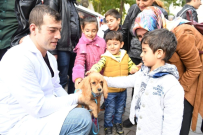 Yeşilyurt Belediyesinin ’Kalbimiz sokakta atıyor’ etkinliğine büyük ilgi
