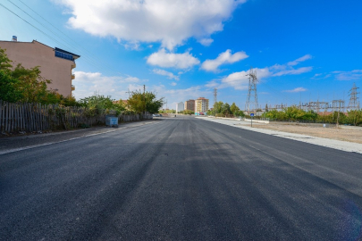 Büyükşehir trafo yolunu asfaltladı
