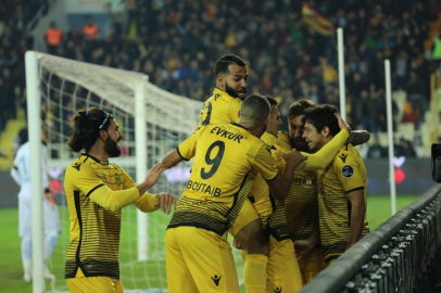 Spor Toto Süper Lig: E. Yeni Malatyaspor: 5 - Trabzonspor: 0 (Maç sonucu)
