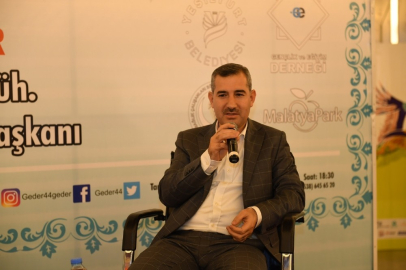 Başkan Çınar, ‘Minder Sohbetleri’ programına katıldı
