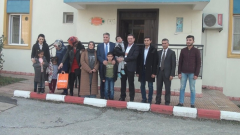 AK Parti’den sevgi evlerine ziyaret
