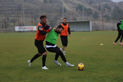 Evkur Yeni Malatyaspor Akhisarspor maçı hazırlıklarına eksik başladı

