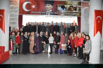 Yeni Hamle’de Öğretmenler Günü coşkusu
