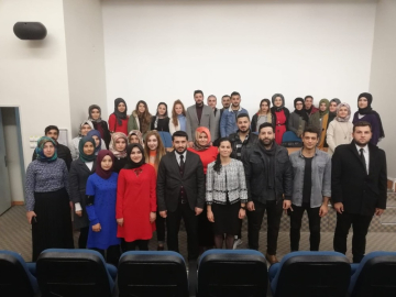 Yazıhan’ın genç kaymakamı, minder sohbetlerinin konuğu oldu
