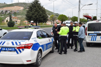Malatya’da otomobil yayaya çarptı
