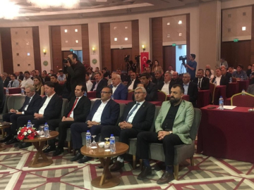 Akın, Küçükbaş Hayvancılık Şurasına katıldı
