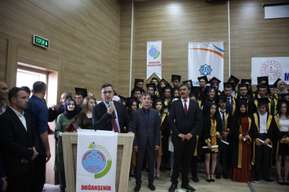 Doğanşehir Anadolu Lisesinde mezuniyet coşkusu

