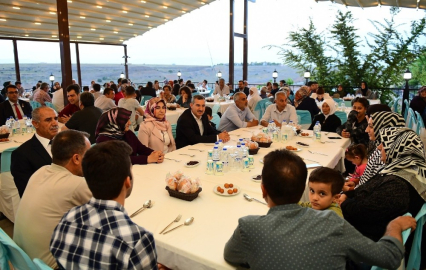 Yeşilyurt’ta şehit aileleri ve gaziler onuruna iftar yemeği
