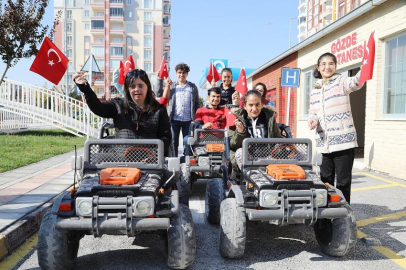 Özel çocuklar trafikte!