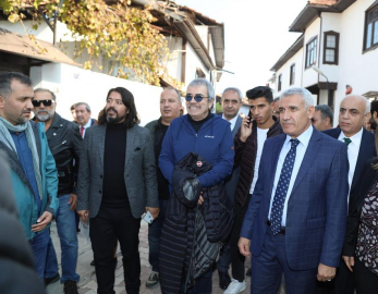 Sanatçılar sanat sokağında