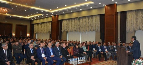 Ayakta dil çalıştayı
