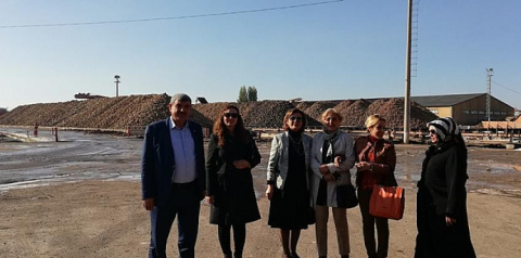 İşkadınlarından Fabrikaya destek ziyareti
