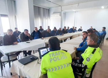 Elektrikçilere güvenli sürüş eğitimi