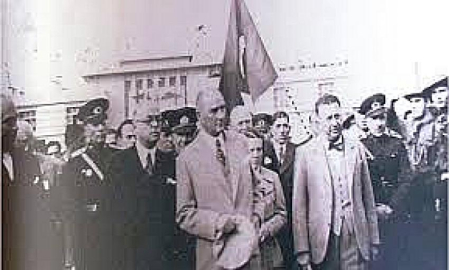 Şehir bayraklarla donatılacak ve ışıklandırılacak