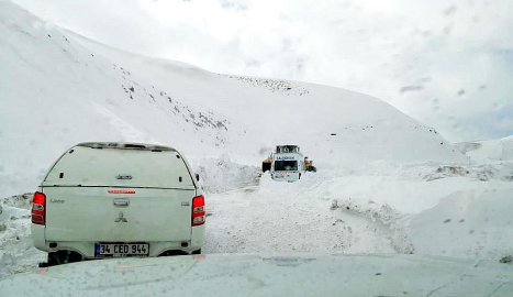 Sıcaklıklar 0’ın altında ve kar yağışı